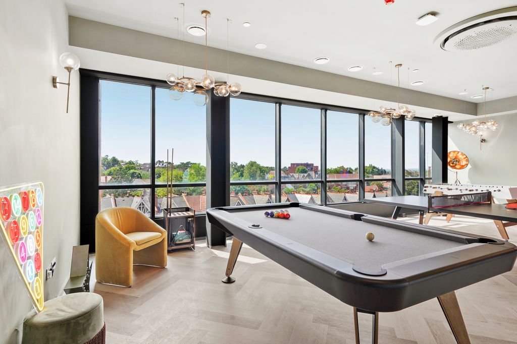 Property photo 2 of 13