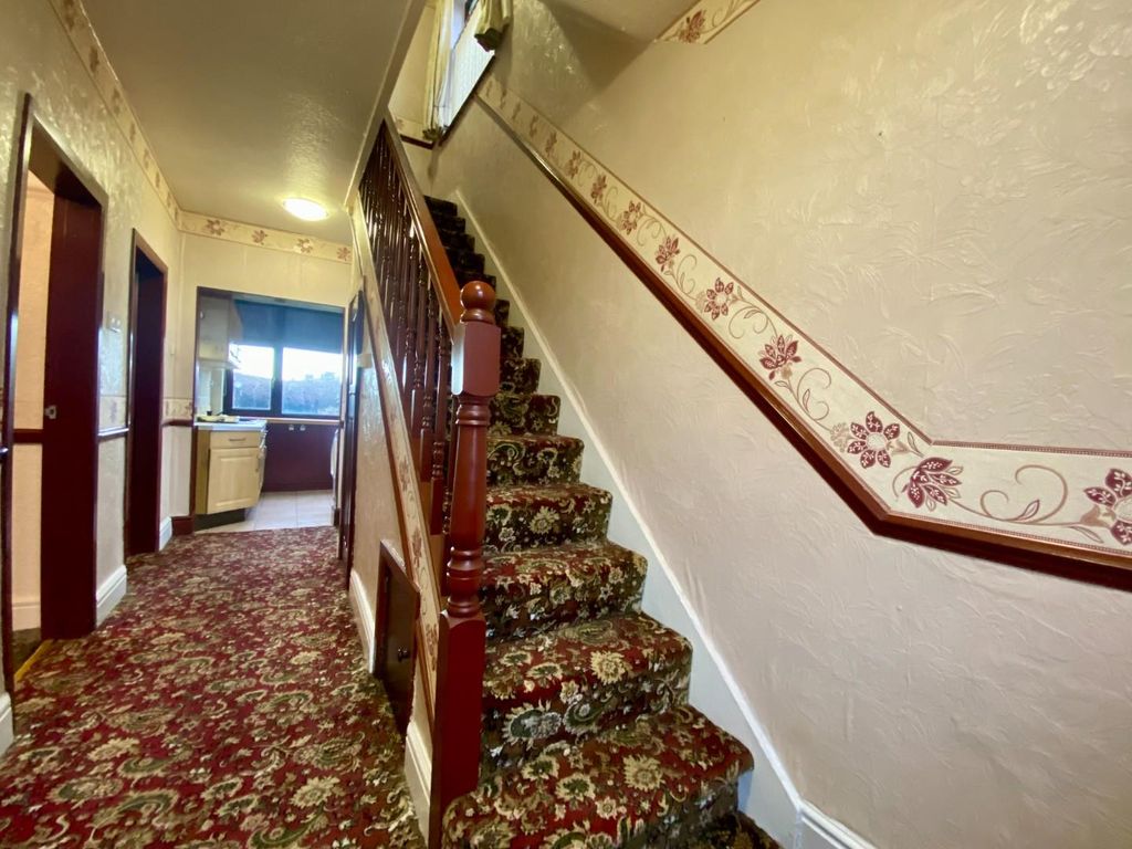 Property photo 3 of 11 Image00009.Jpeg