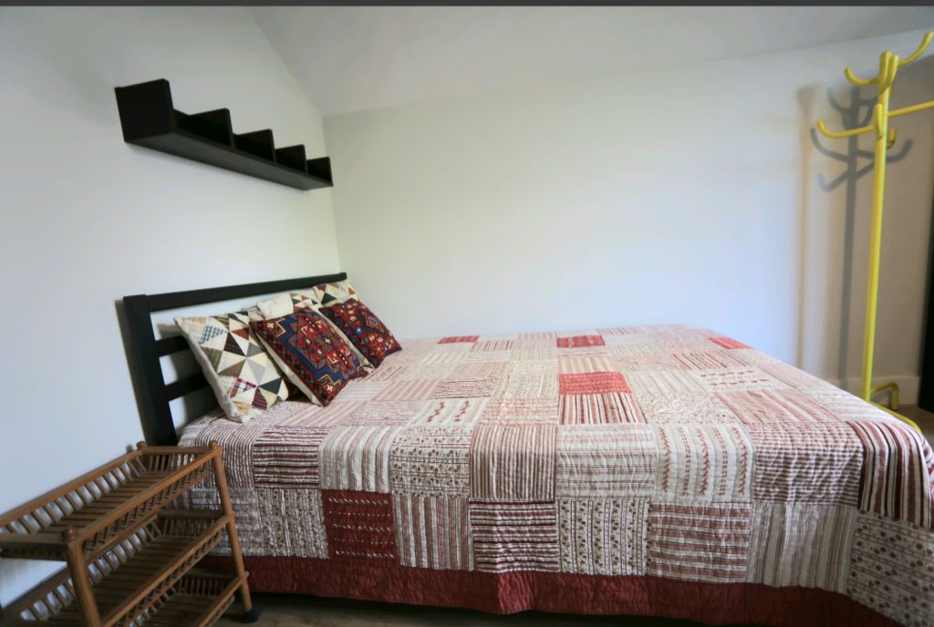 Property photo 2 of 6