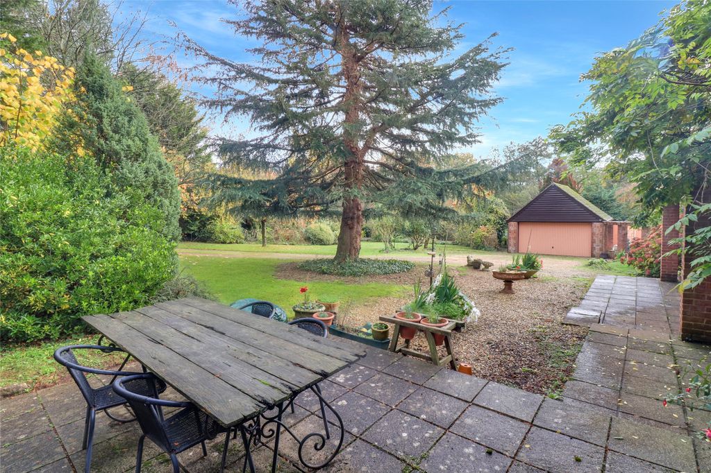 Property photo 2 of 30 Picture No. 32