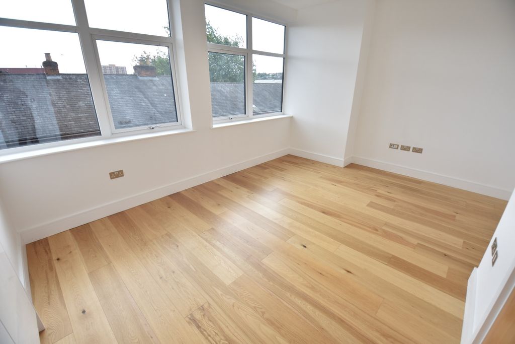 Property photo 3 of 9 3357963