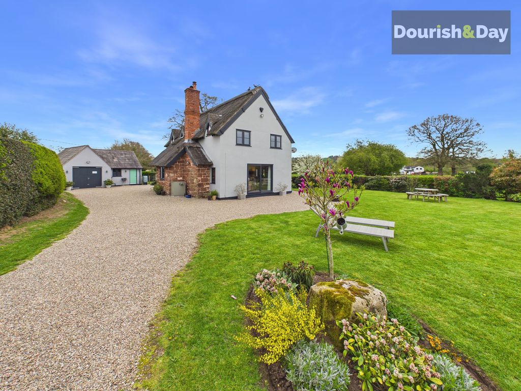 Property photo 1 of 44