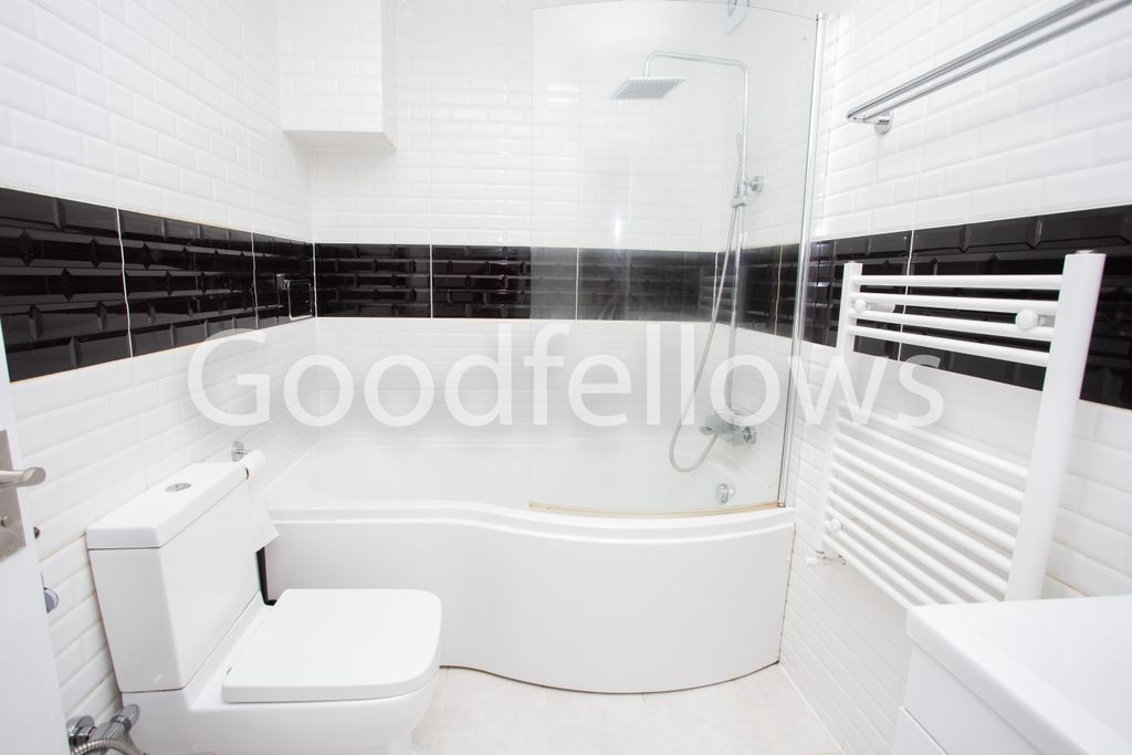 Property photo 3 of 11 Picture 3