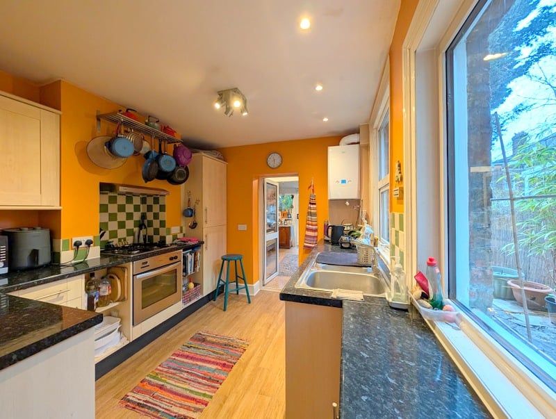 Property photo 3 of 12 Kitchen