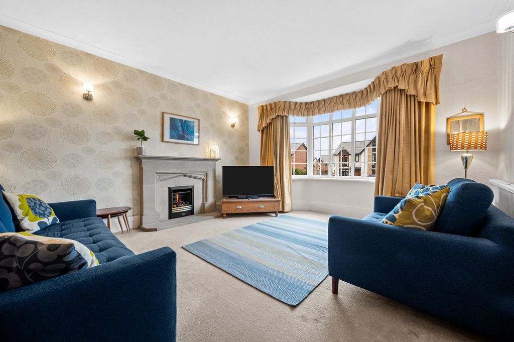 Property photo 3 of 29