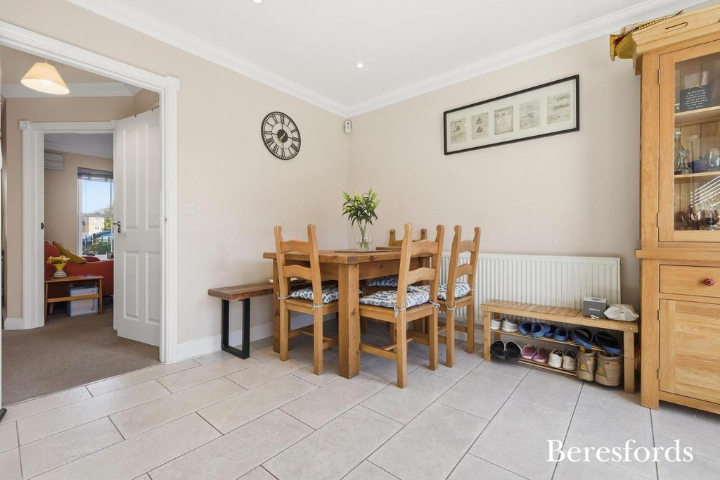 Property photo 3 of 17 Picture No. 13