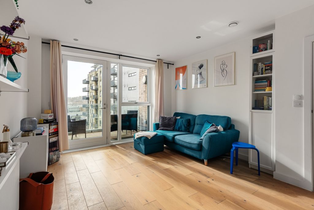 Property photo 2 of 10 094A2143