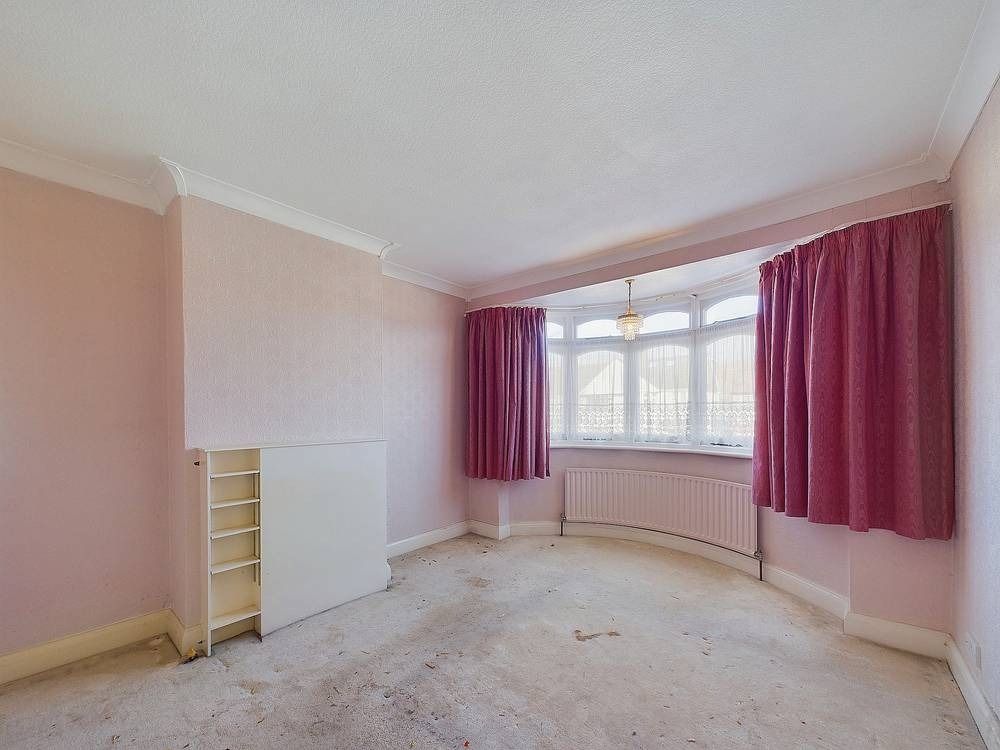 Property photo 2 of 5 3630877