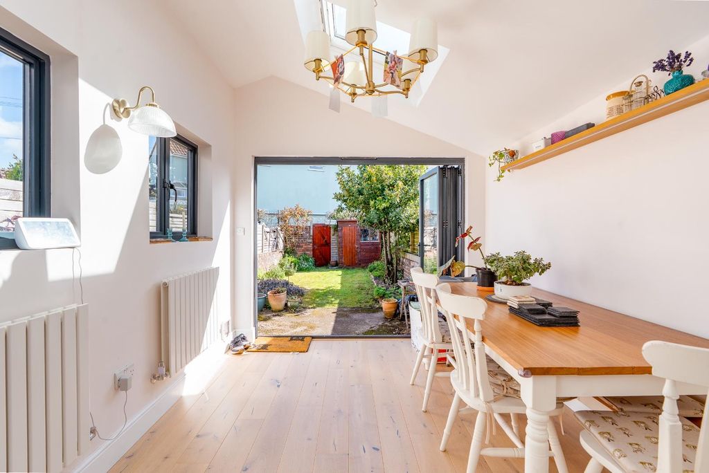 Property photo 3 of 22 Olh04613-Hdr-Edit.Jpg