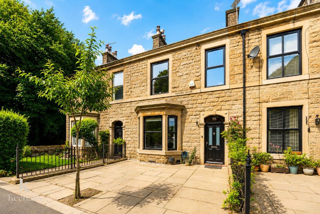 Property photo 1 of 69 1