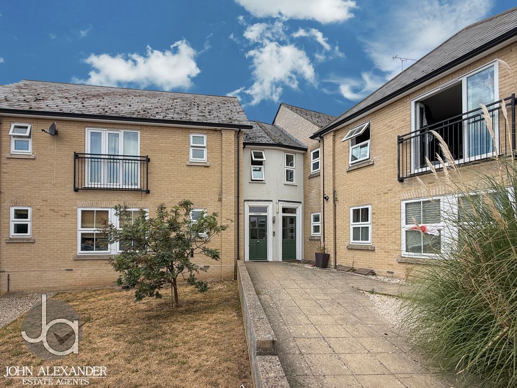 Property photo 1 of 7 Img_7895