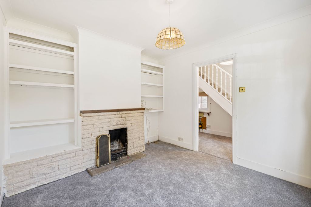 Property photo 2 of 16 Image (7).Jpg