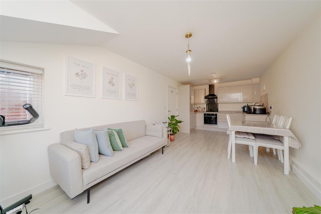 Property photo 3 of 20 Kitchen/Lounge/Dining Area