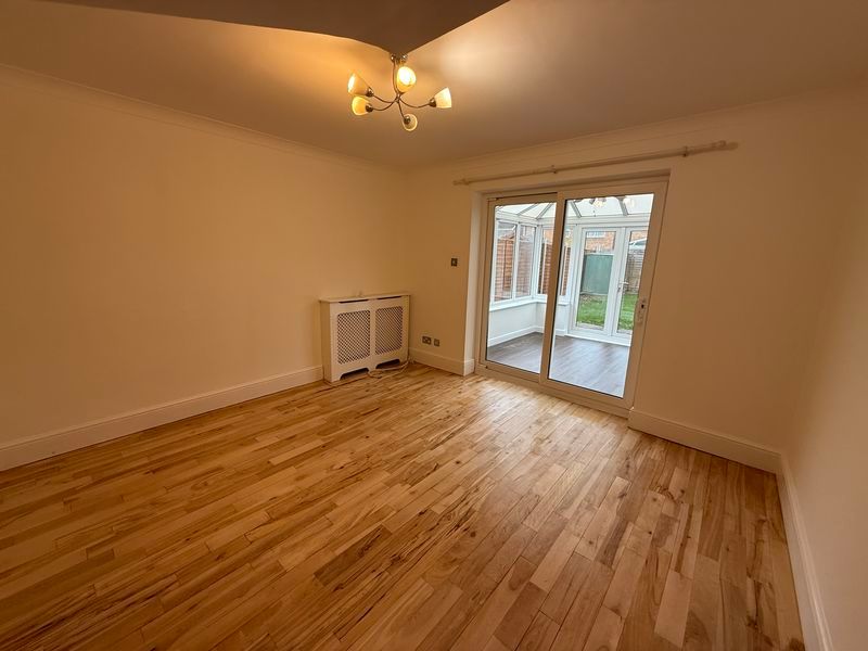 Property photo 3 of 10 Photo 9