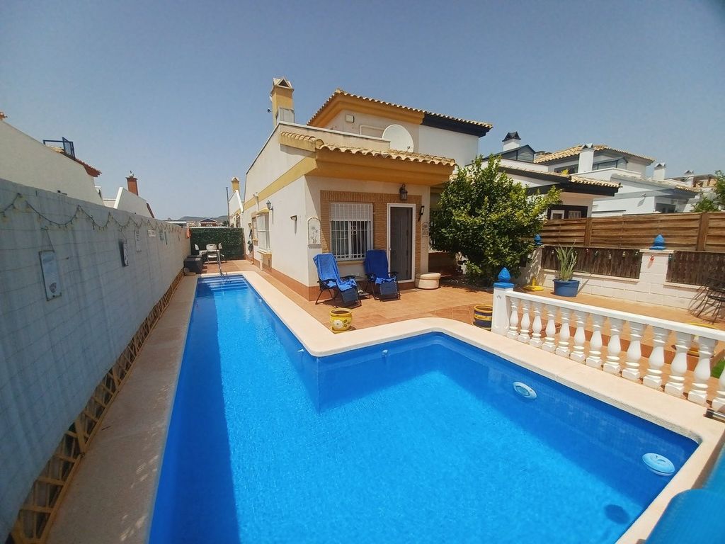 Property photo 1 of 33