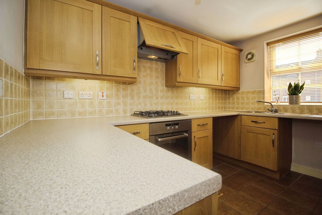 Property photo 3 of 22 Pbox-Img.Jpg