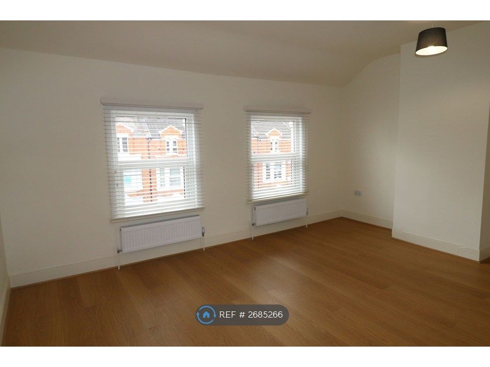 Property photo 2 of 8 Living Room