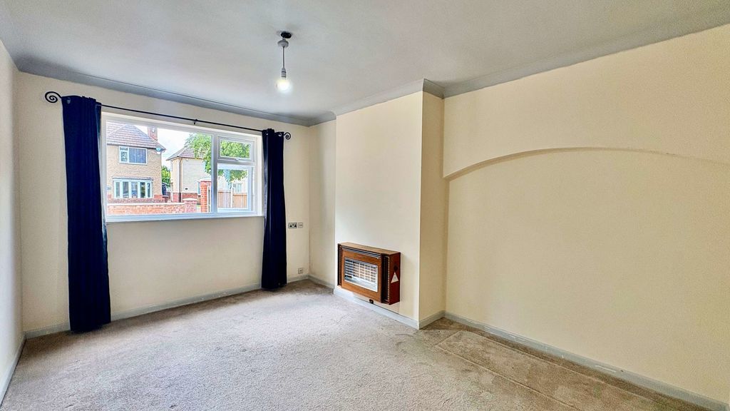 Property photo 3 of 14 Photo 11