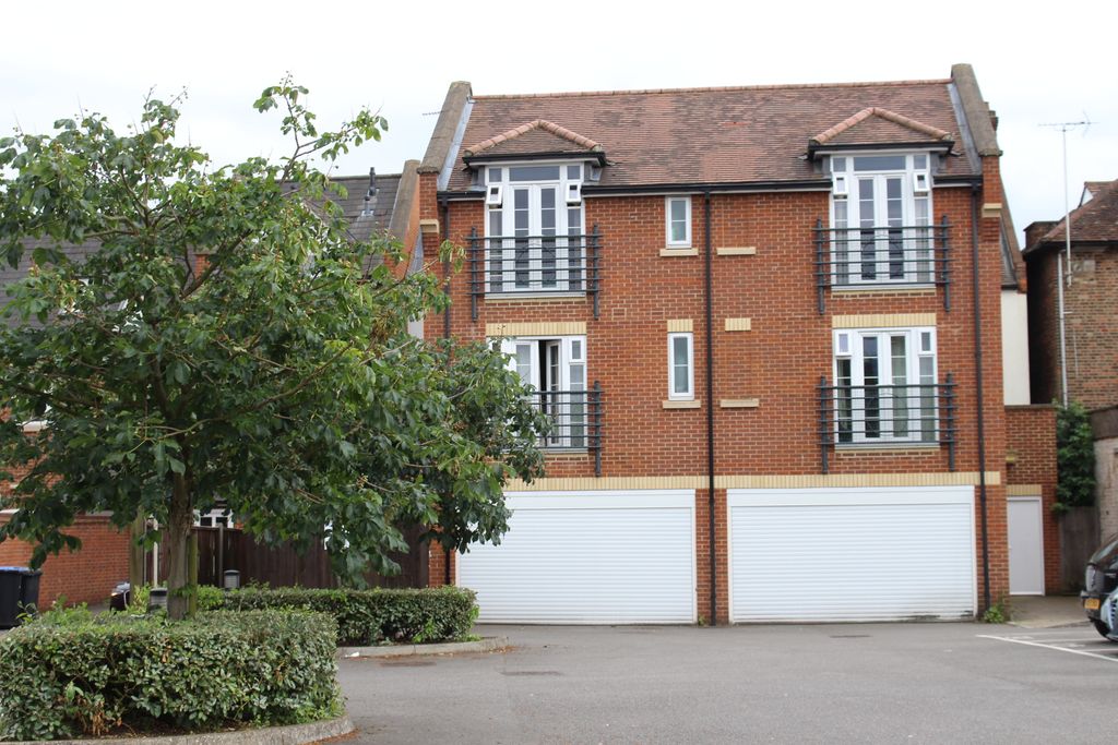 Property photo 1 of 6 Img_6133