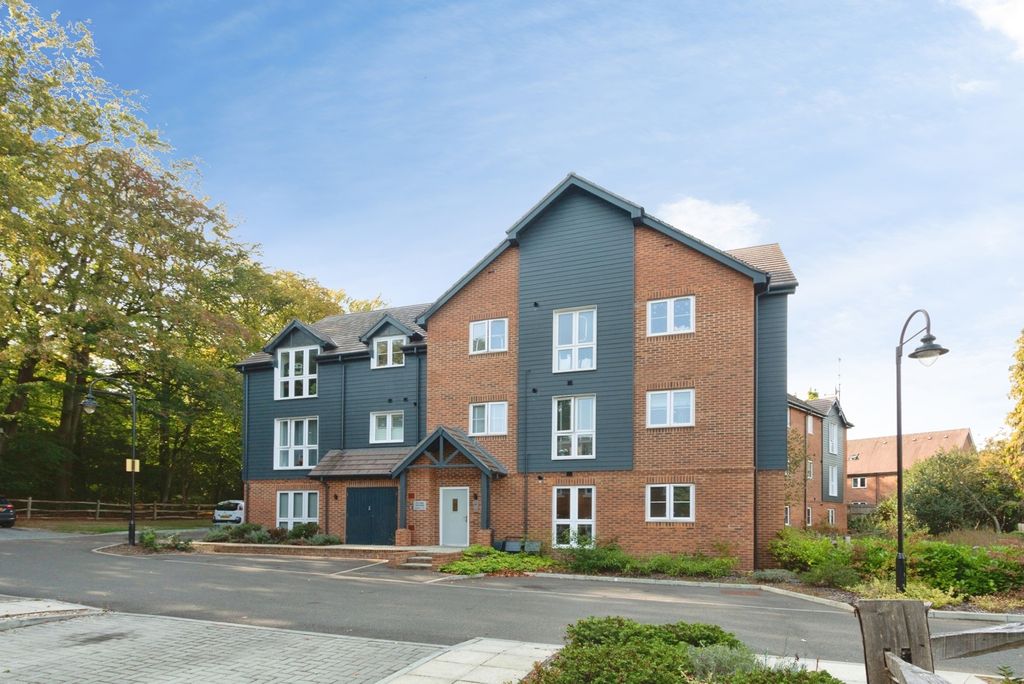Property photo 1 of 15 Pbox-Img.Jpg