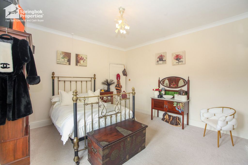 Additional image 33 of 6 bed detached house for saleBritannia Villas, Britannia Terrace, Blackwood, Gwent NP12