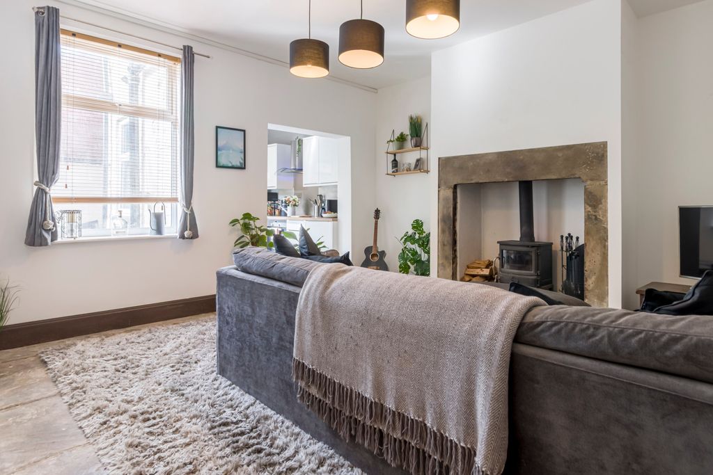 Property photo 3 of 36 Picture No. 08