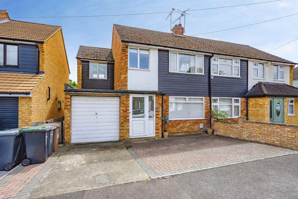 Property photo 1 of 15