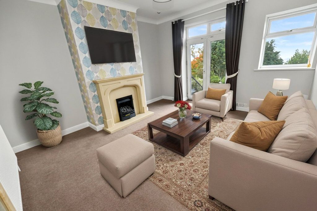 Property photo 2 of 10 Picture No. 30