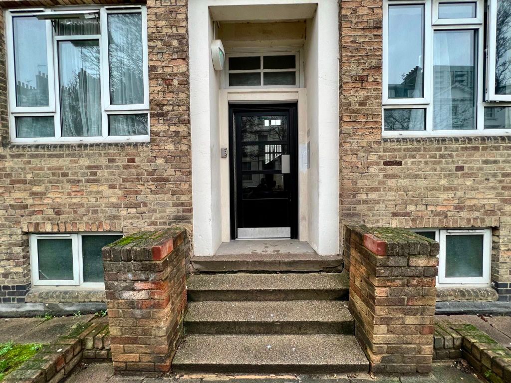 Property photo 3 of 4