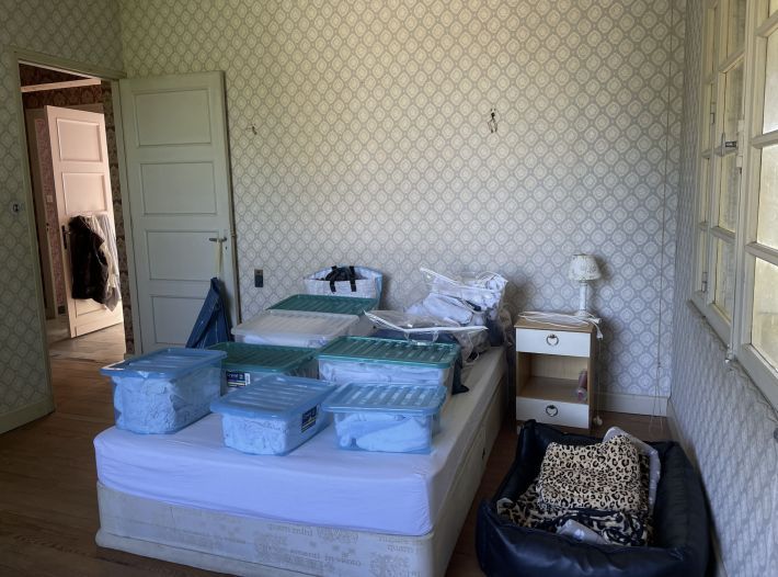 Property photo 1 of 4