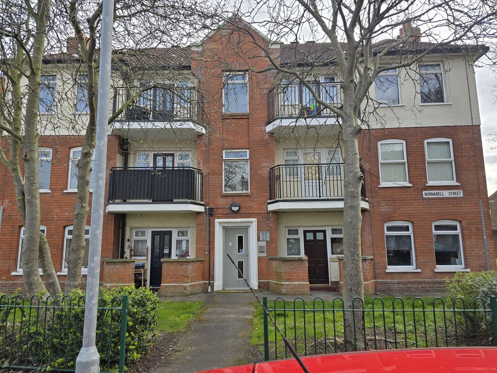 Property photo 2 of 13