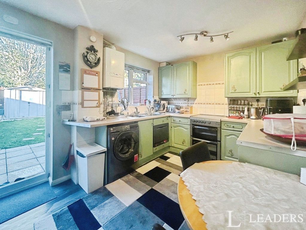 Property photo 3 of 10 Pbox-Img.Jpg