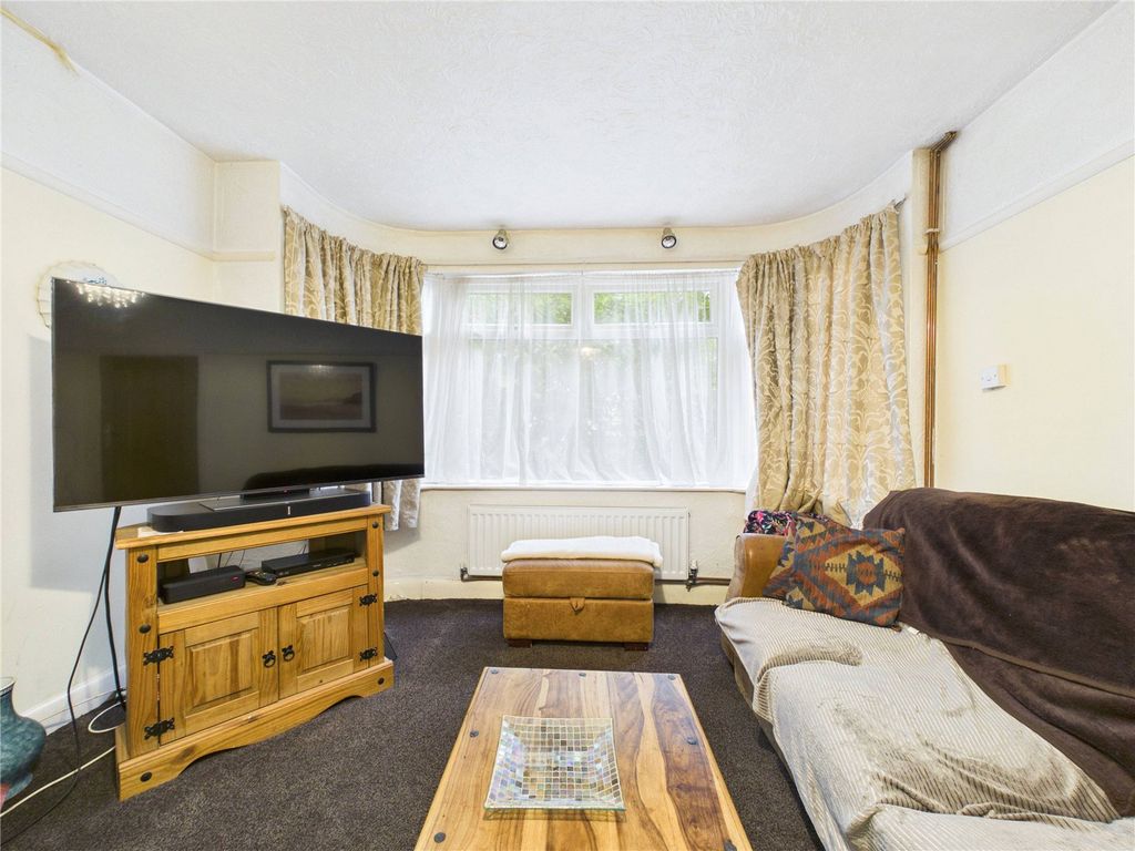 Property photo 3 of 40 Picture No. 54