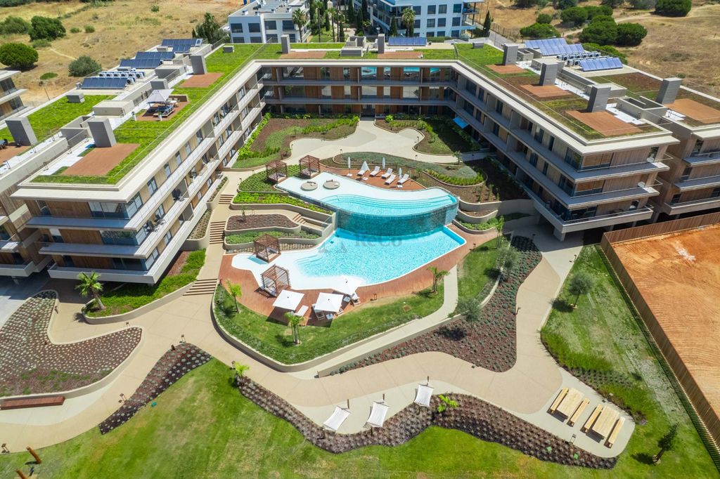 Property photo 2 of 30