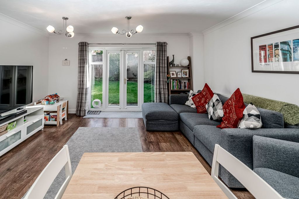 Property photo 2 of 29