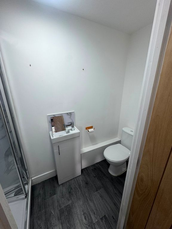 Property photo 3 of 4