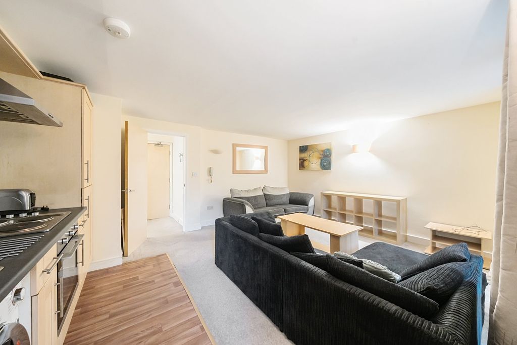 Property photo 2 of 10 Picture No. 08