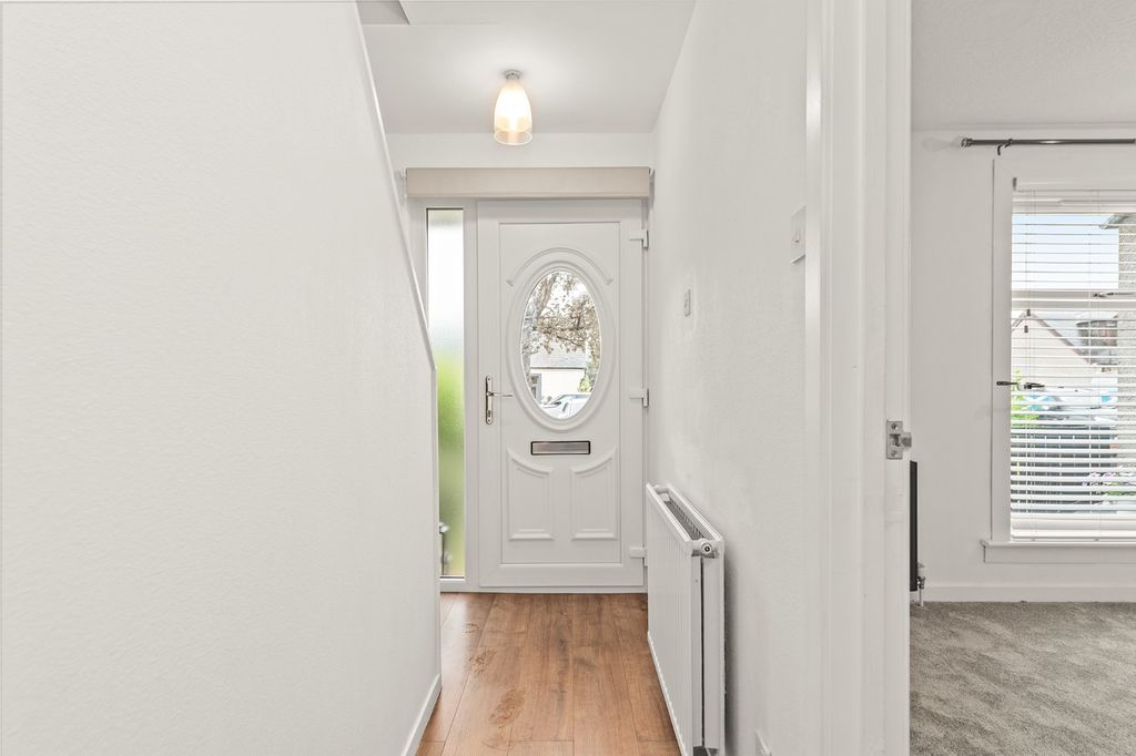 Property photo 3 of 27 5257656