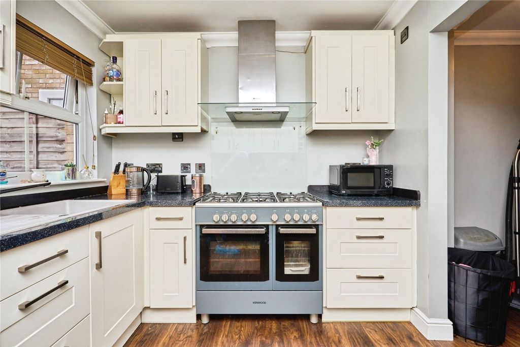 Property photo 2 of 19 Kitchen/Diner