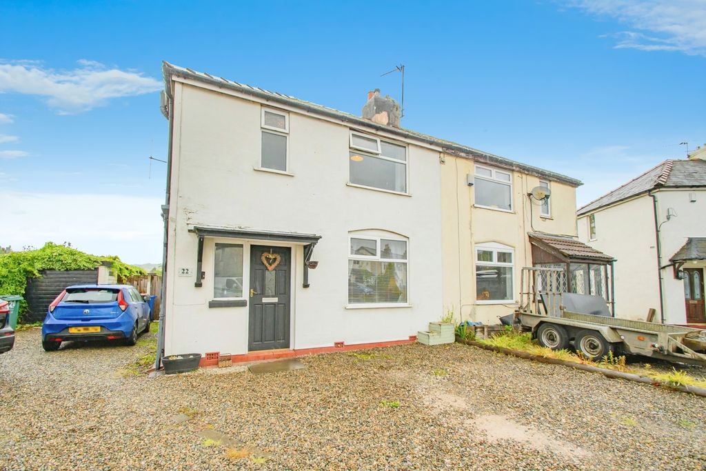 Property photo 2 of 17 Photo