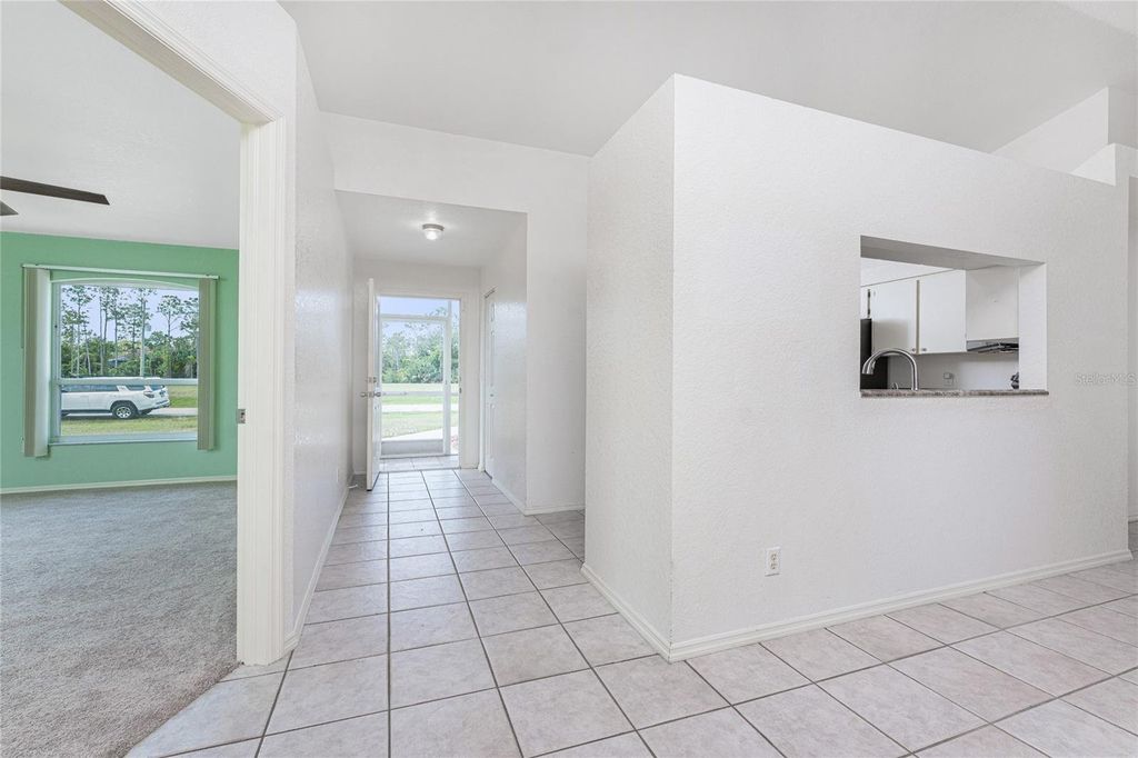 Property photo 3 of 19 <Alttext/>
