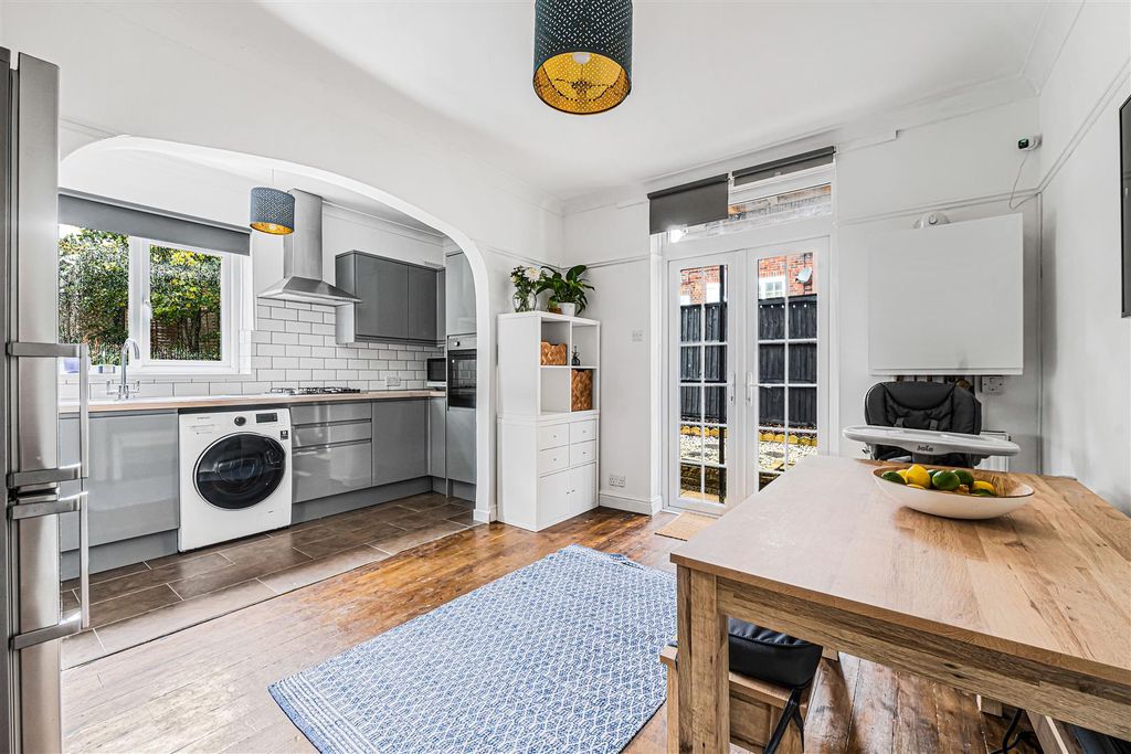 Property photo 2 of 13 19_65213.Jpg