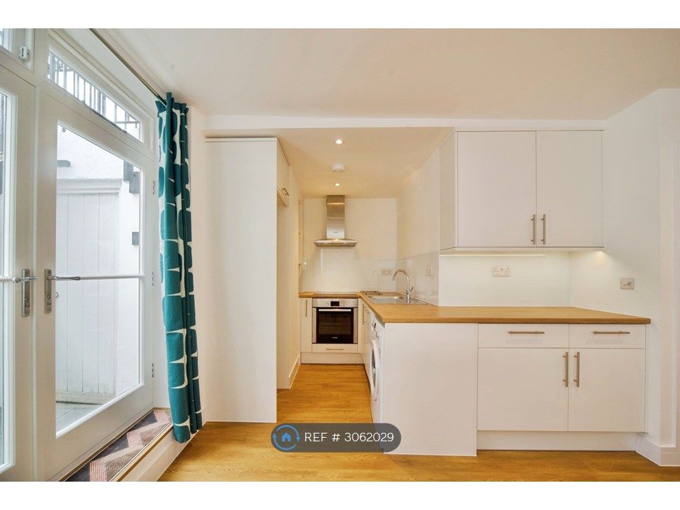 Property photo 2 of 13 Kitchen