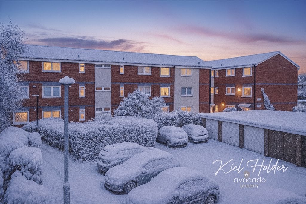 Property photo 1 of 15 4195850