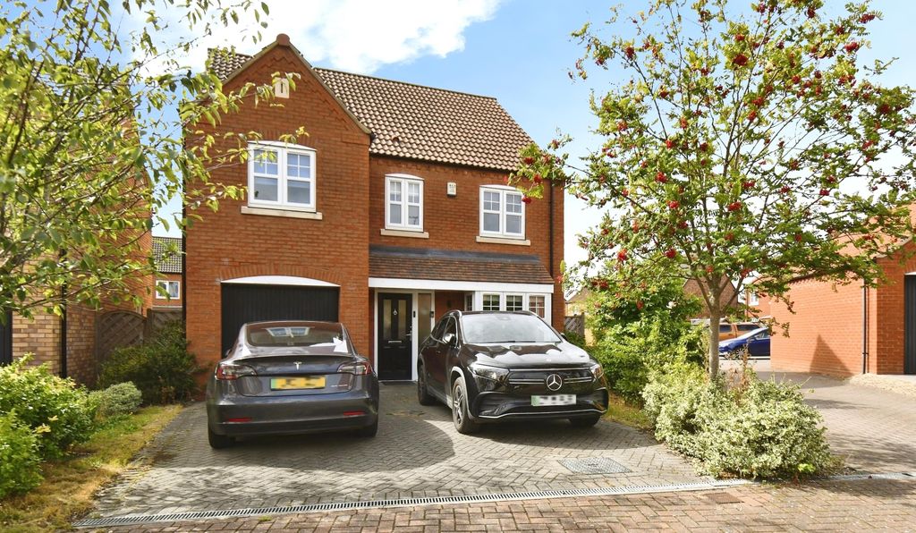Property photo 1 of 33 Pbox-Img.Jpg