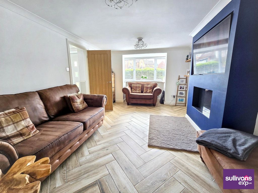 Property photo 3 of 24