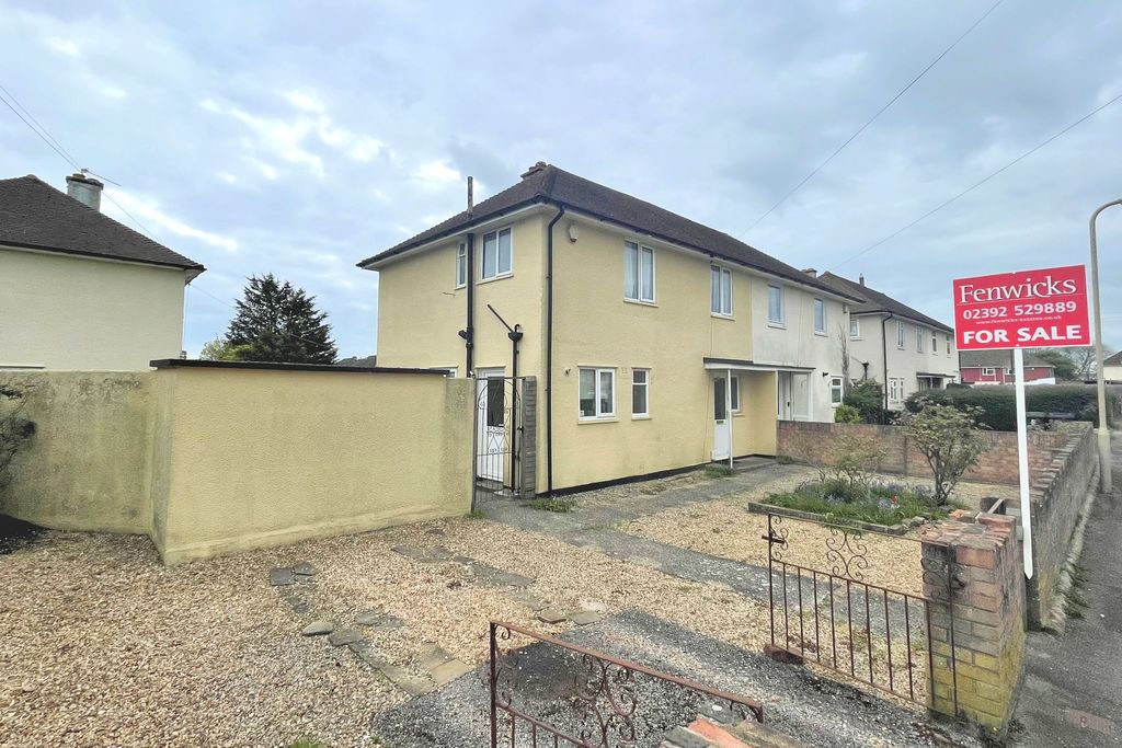 Property photo 2 of 17 Front