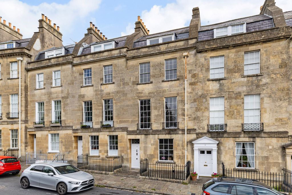 Property photo 1 of 26 Facade