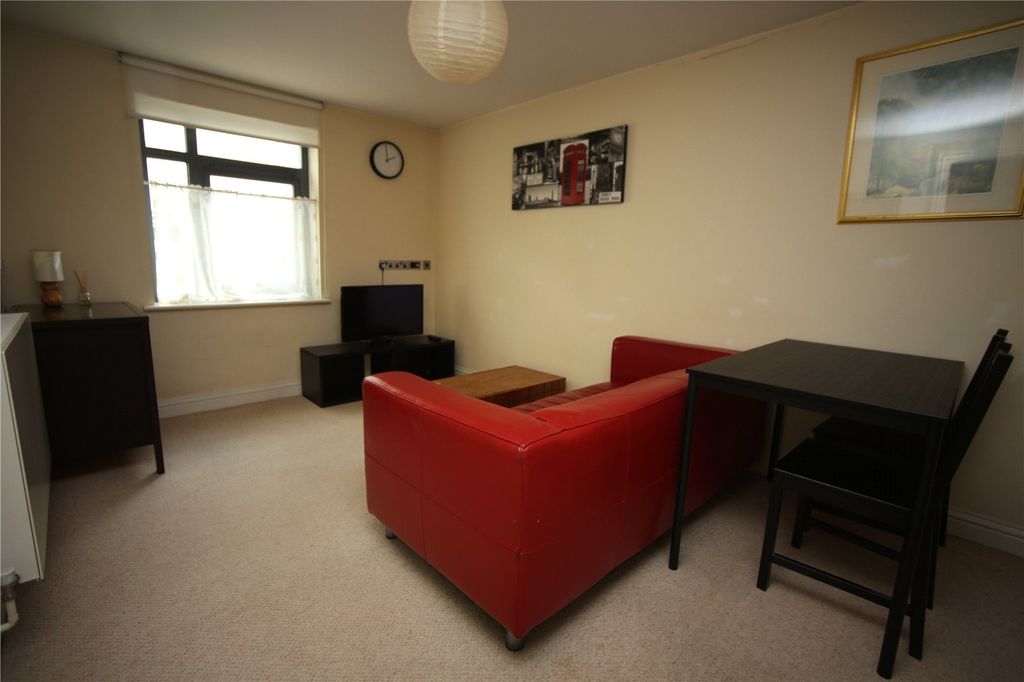 Property photo 3 of 5 Picture No. 19