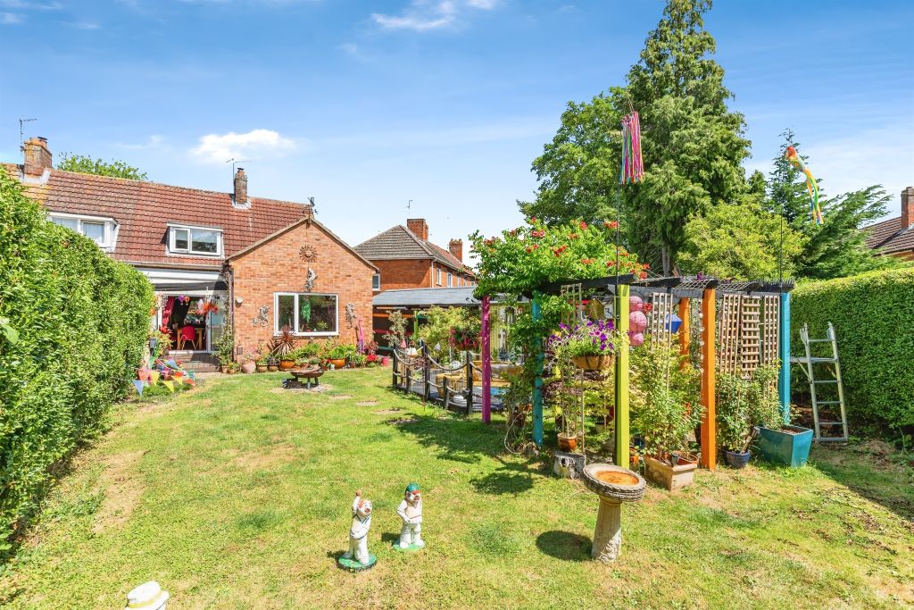Property photo 2 of 17